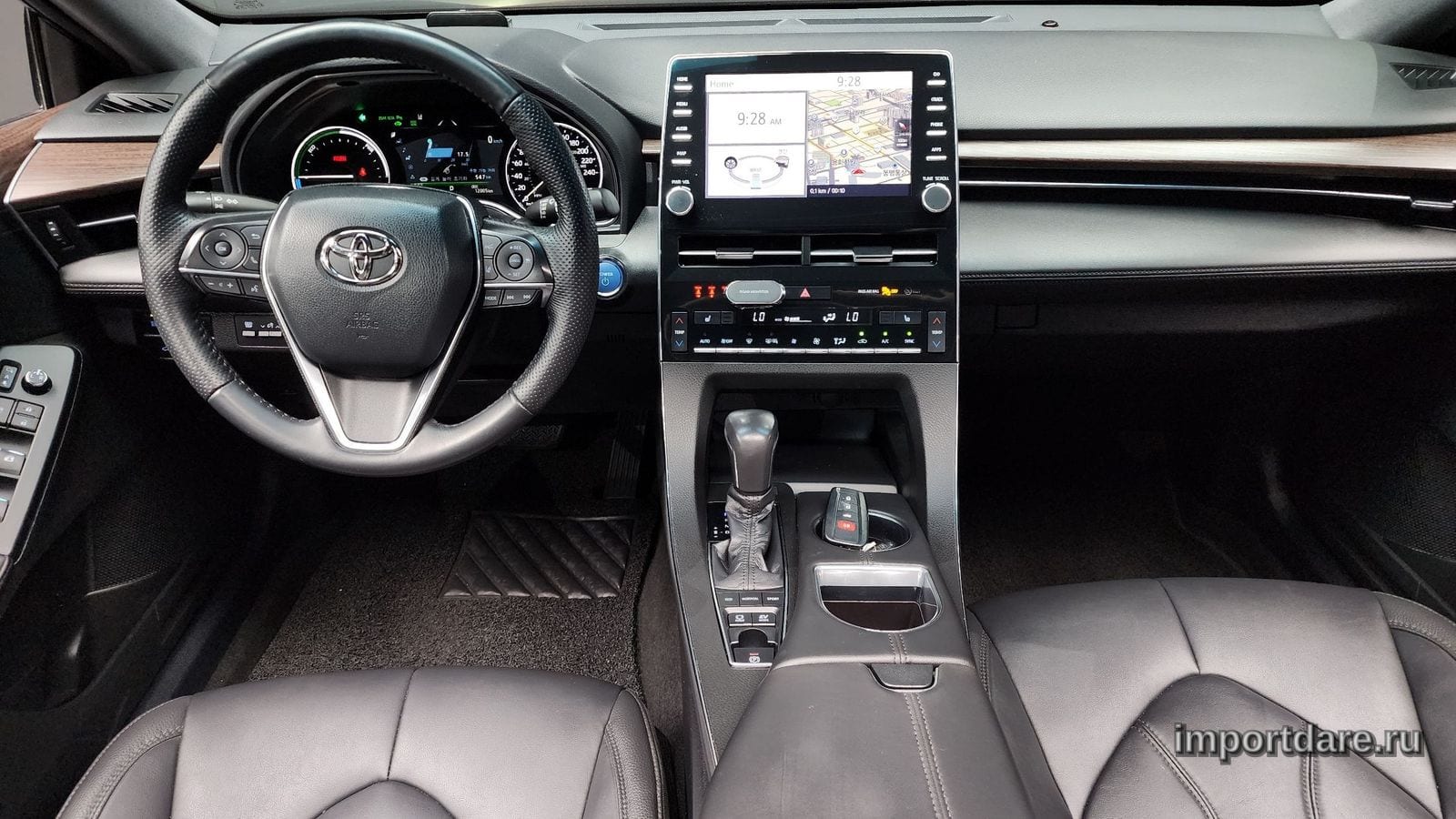 Toyota Avalon сзади