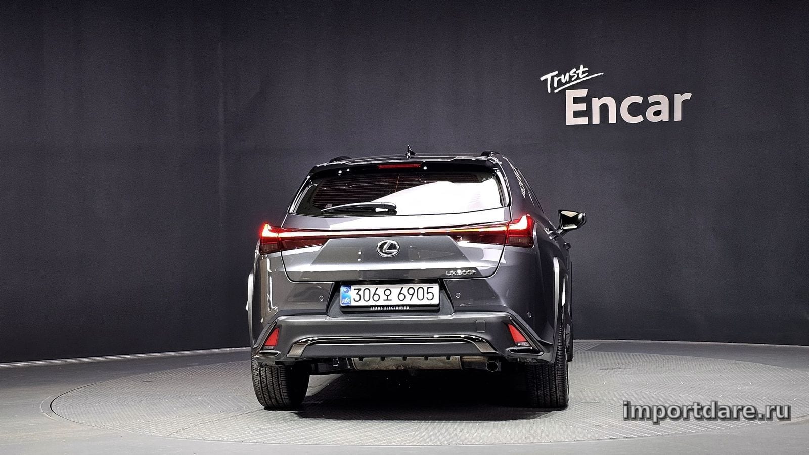 Lexus Ux300h интерьер