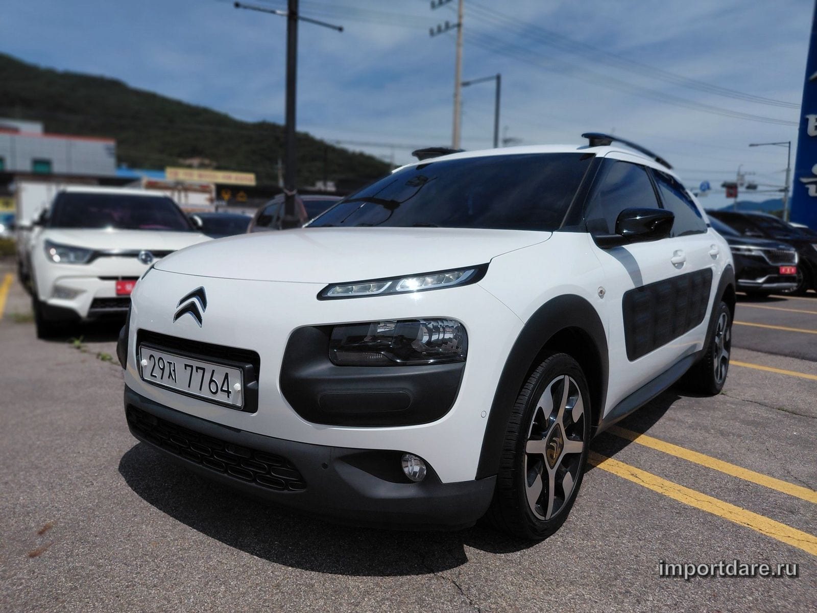 CITROEN C4 CACTUS 2017 — 108 000 км, Корея — под ключ — фото 1