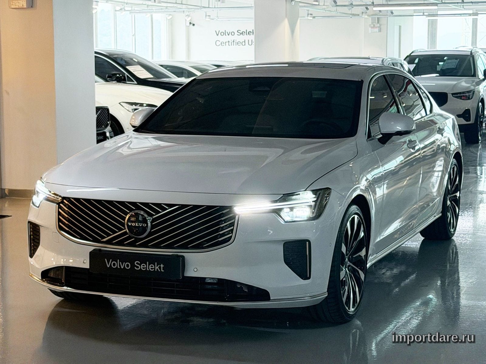 Volvo S90 2025