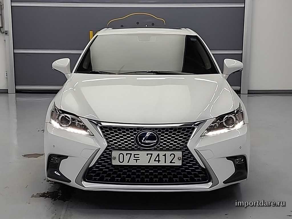 LEXUS CT200H 2017 — 131 484 км, Корея — под ключ — фото 2