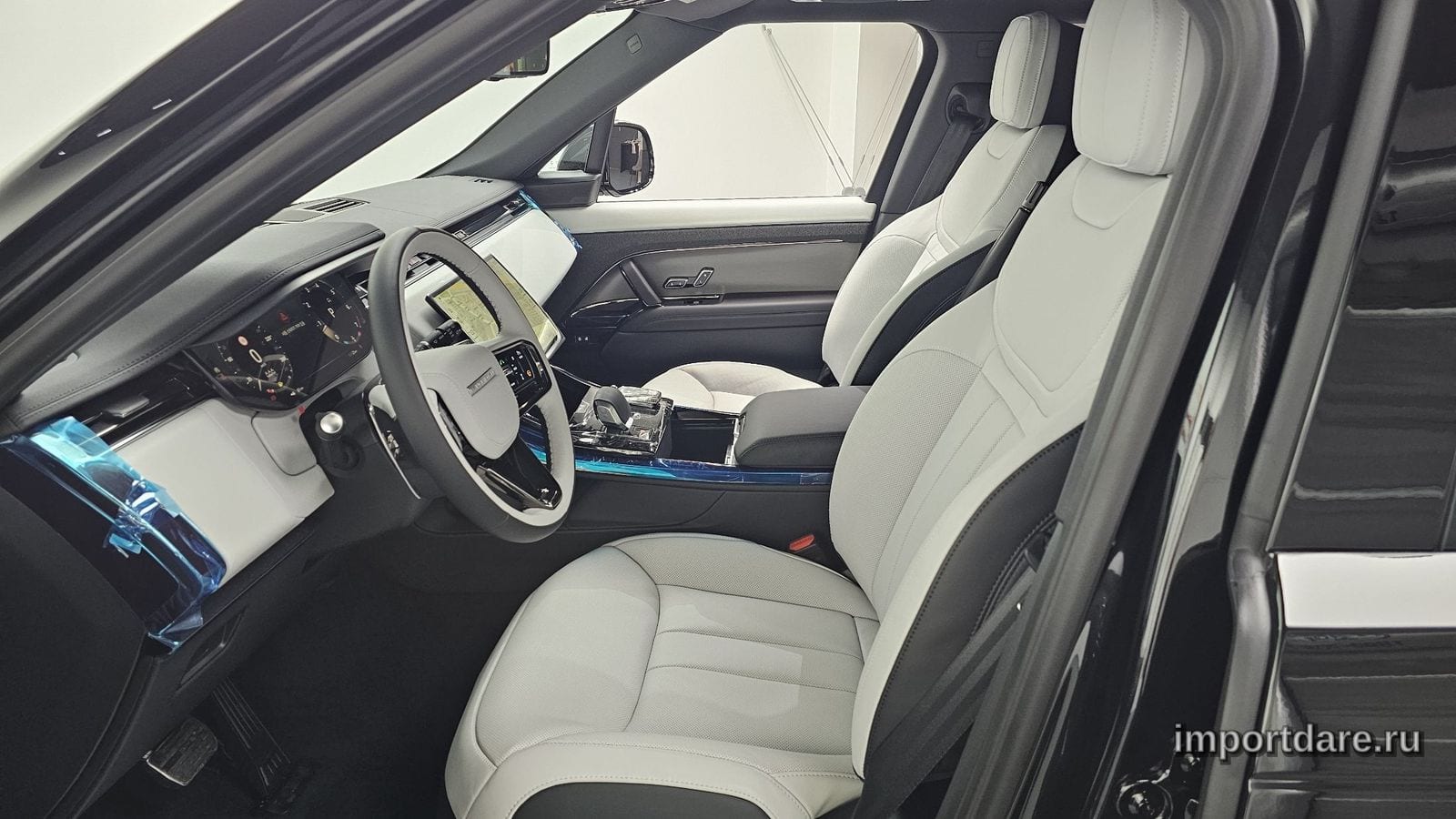 Land Rover Range Rover Sport сбоку