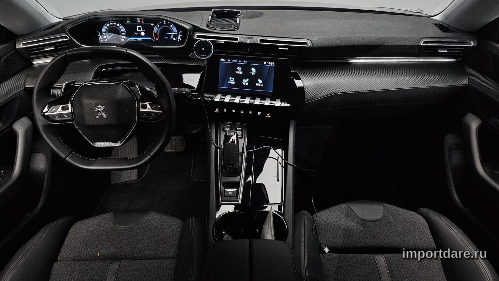 Peugeot 508 сзади