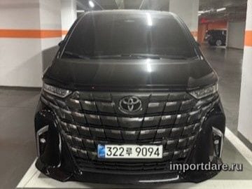 Toyota Alphard спереди