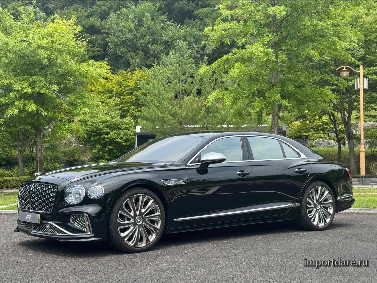Bentley Flying Spur 2025