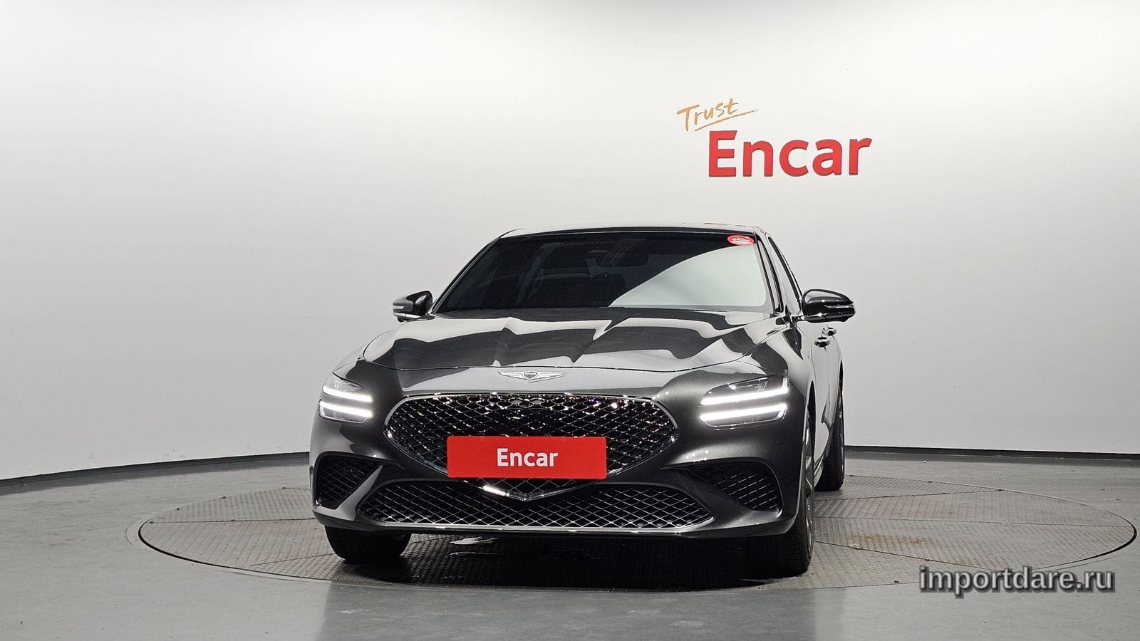 Genesis G70 сбоку