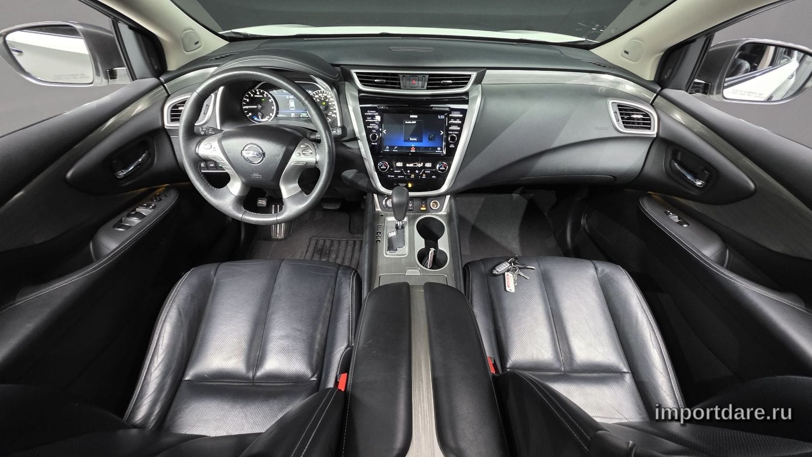 Nissan Murano сзади