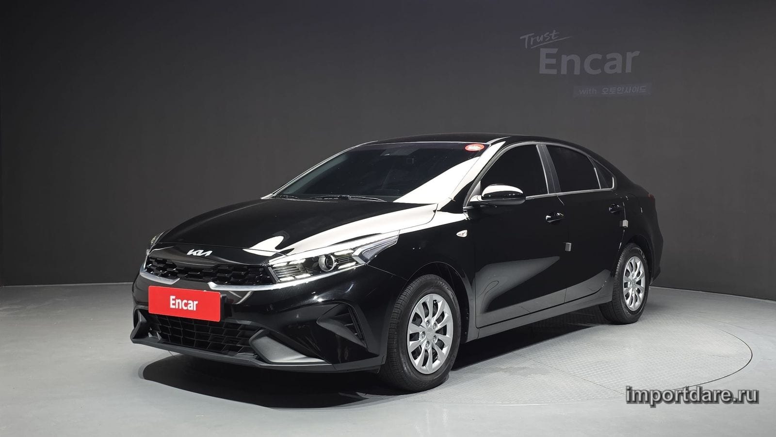 Kia K3 спереди