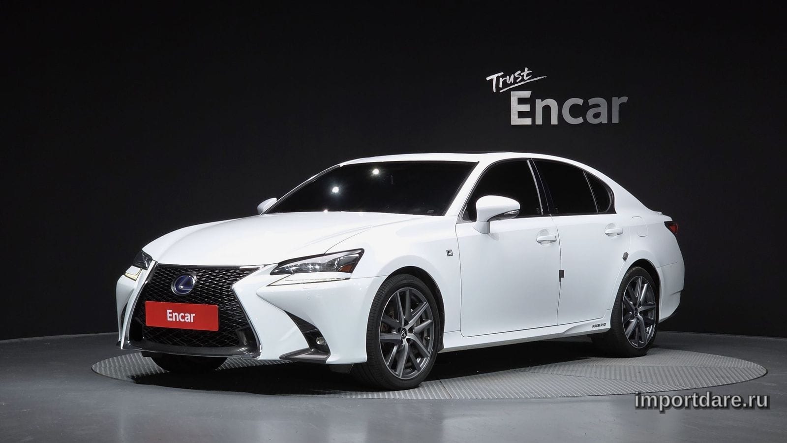 Lexus Gs450h спереди