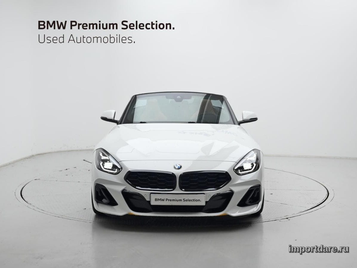 BMW Z4 сбоку