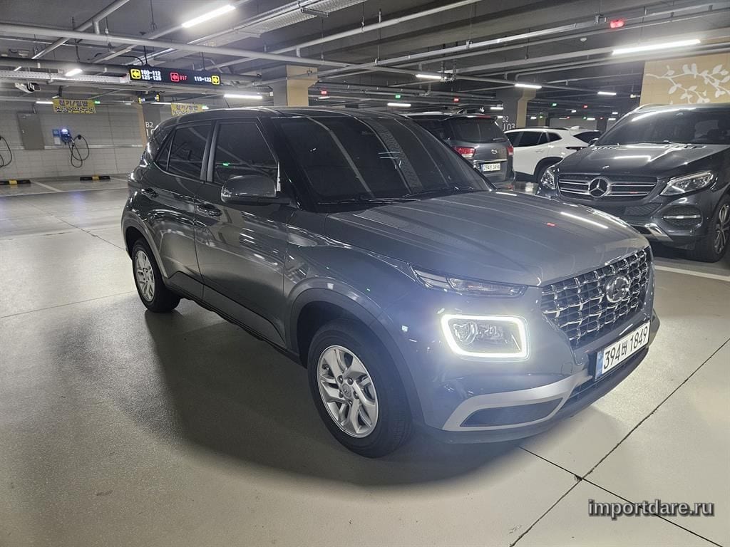 Hyundai Venue интерьер