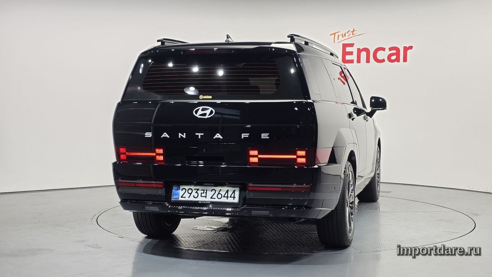 Hyundai Santa Fe сзади