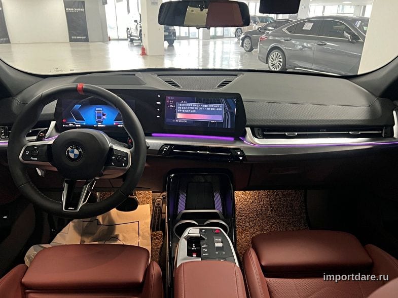 BMW X2 сзади