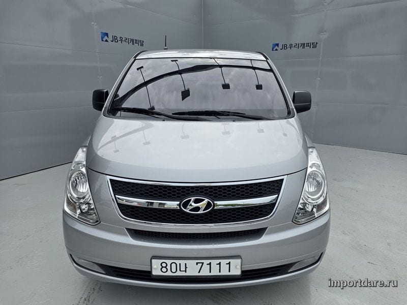 Hyundai Starex 2023