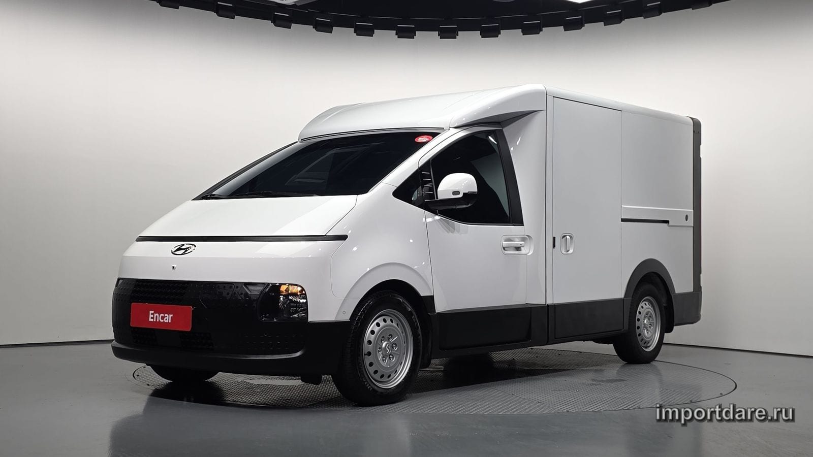Hyundai St1 спереди