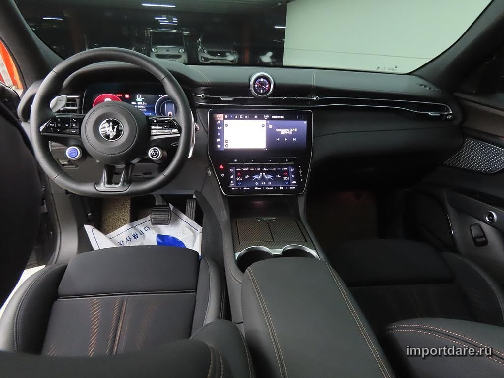 MASERATI GRECALE 2025 — 4 740 км, Корея — под ключ — фото 4