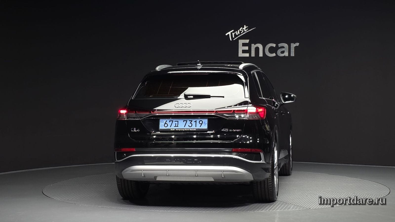 Audi Q4 E-Tron интерьер