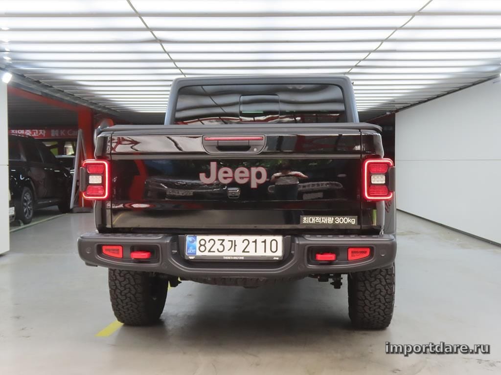 Jeep Gladiator Jt сбоку