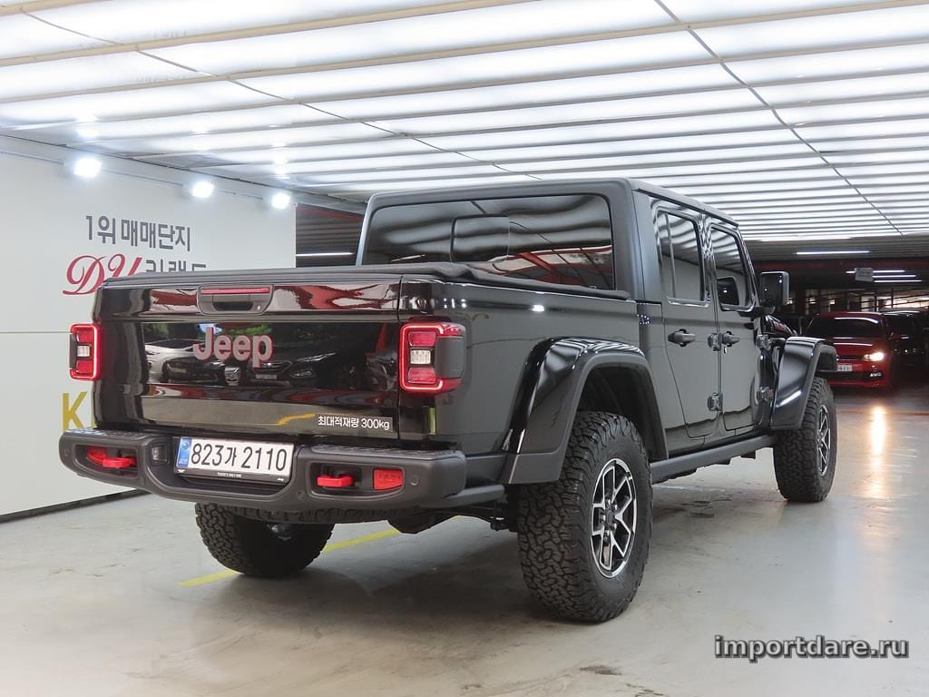 Jeep Gladiator Jt интерьер