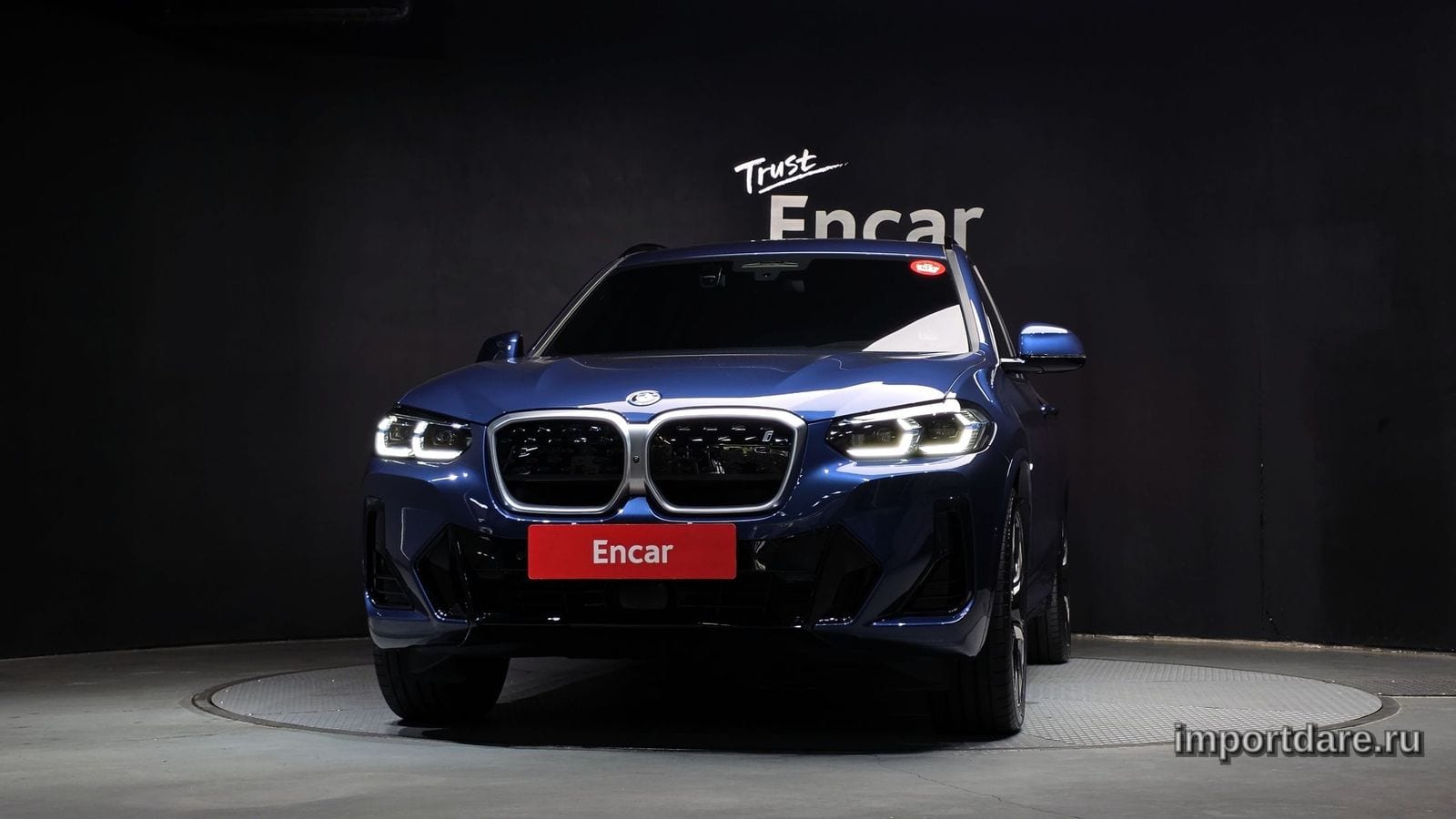 BMW Ix3 сбоку