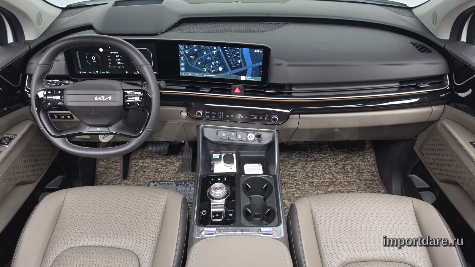 Kia Carnival сзади