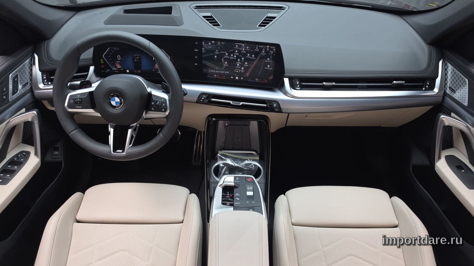 BMW X1 сзади