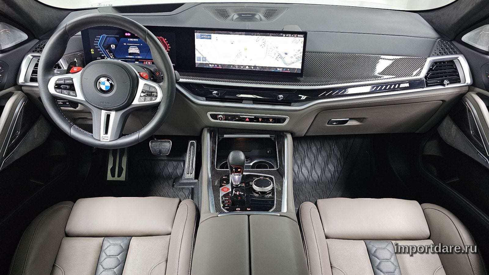 BMW X6m сзади