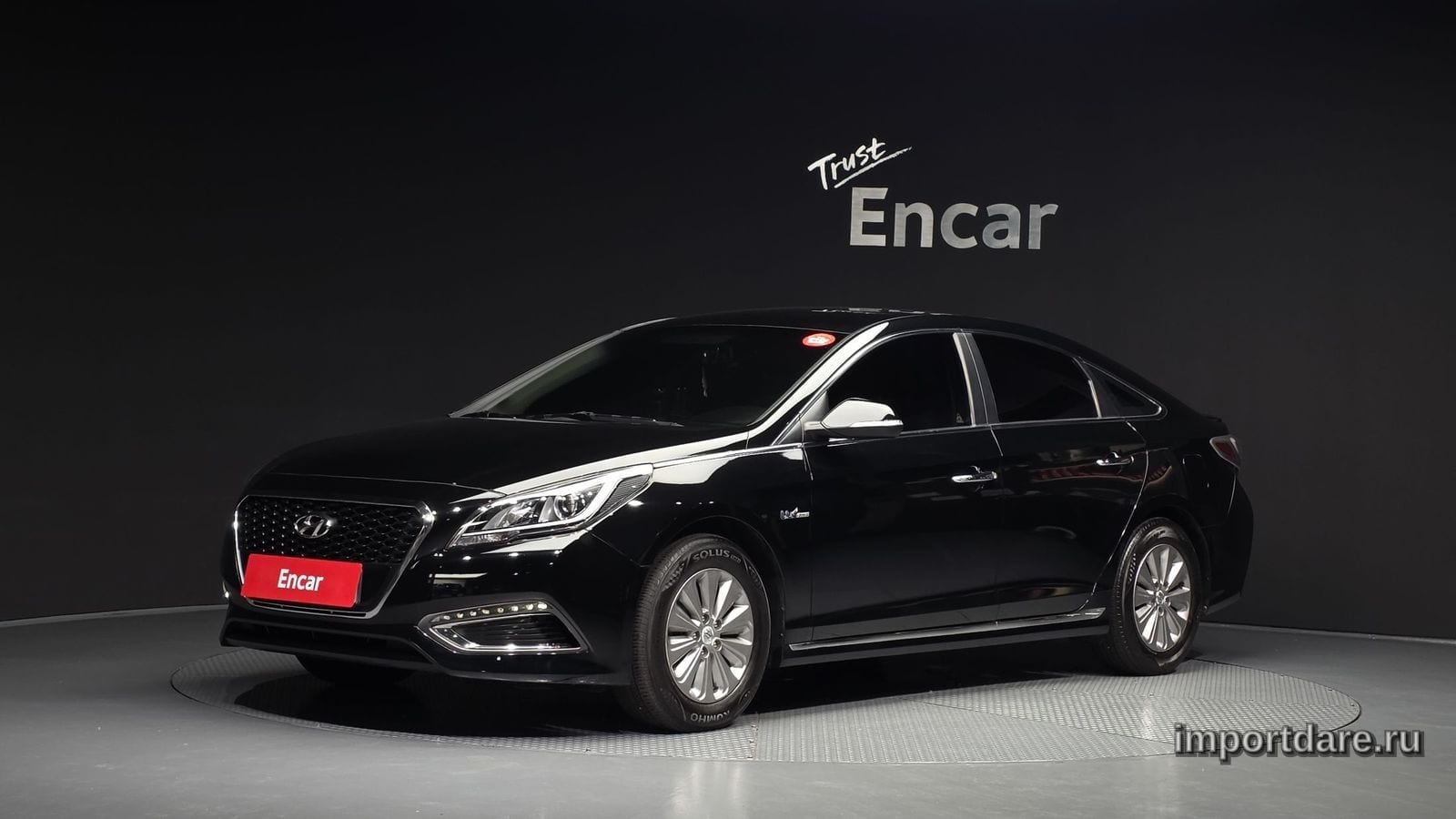 Hyundai Lf Sonata Hybrid спереди