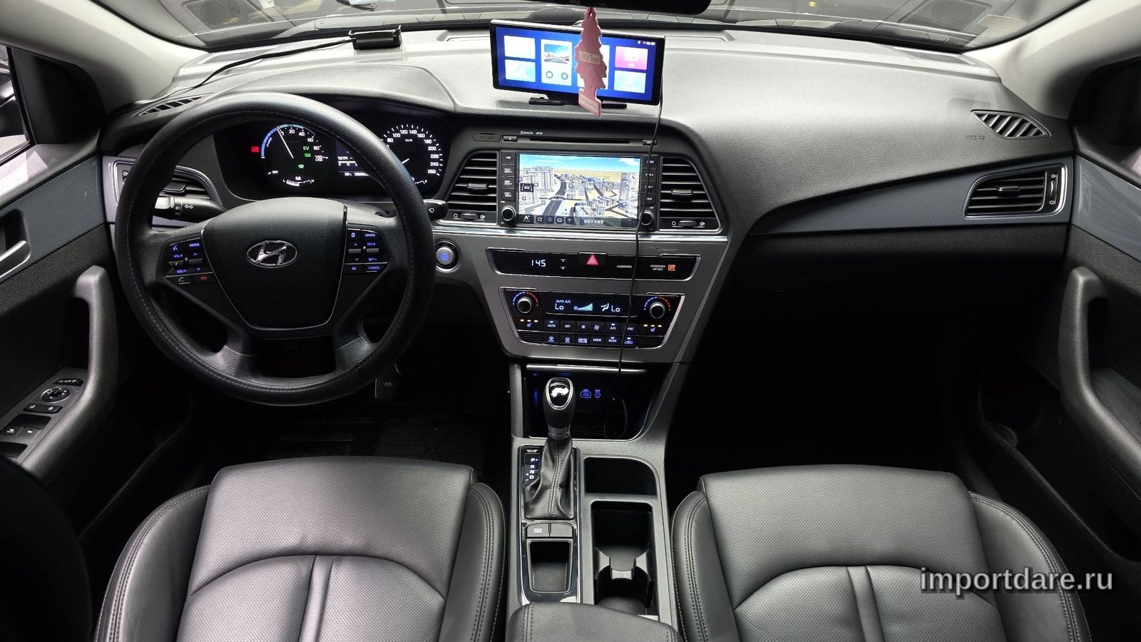Hyundai Lf Sonata Hybrid сзади