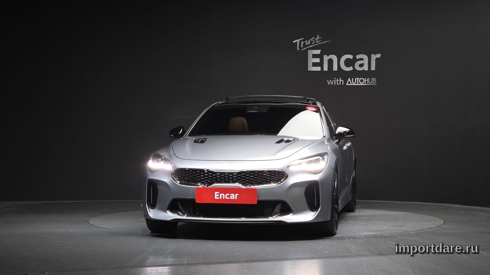Kia Stinger Meister сбоку