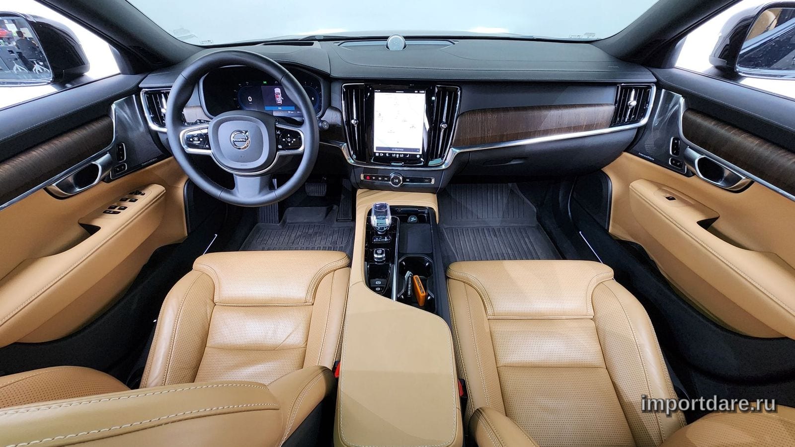 Volvo V90 Cross Country сзади