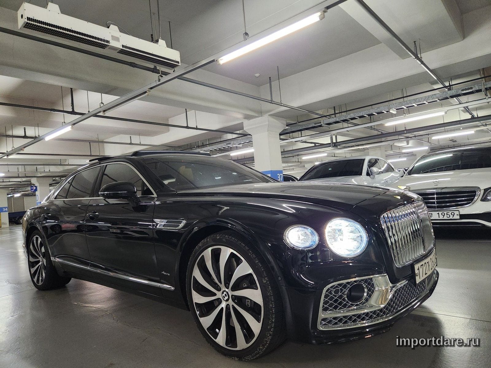 Bentley Flying Spur 2023