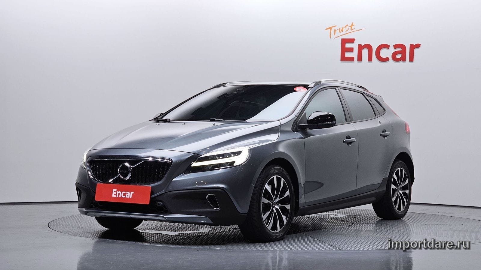 VOLVO V40 CROSS COUNTRY 2019 — 91 200 км, Корея — под ключ — фото 1