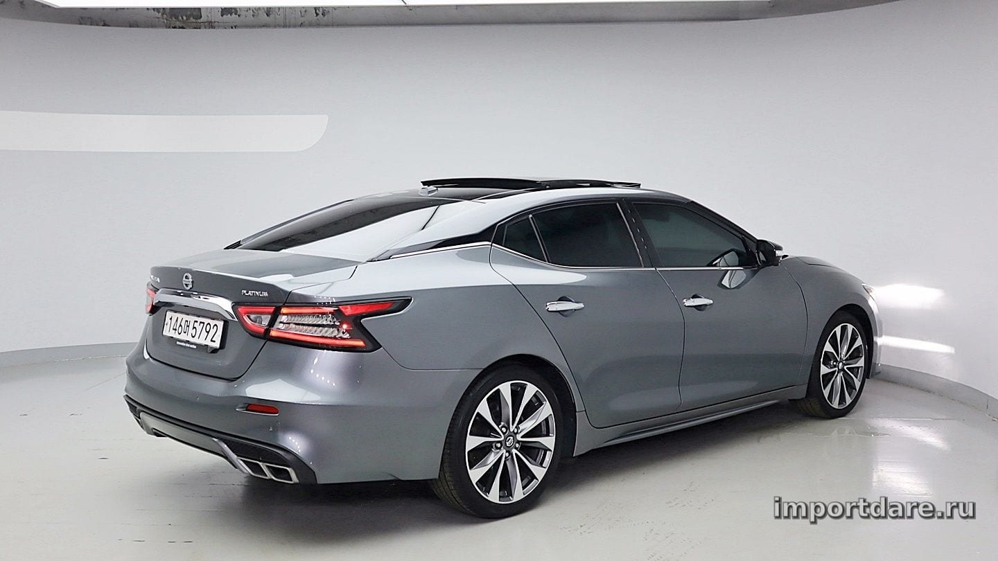 Nissan Maxima интерьер