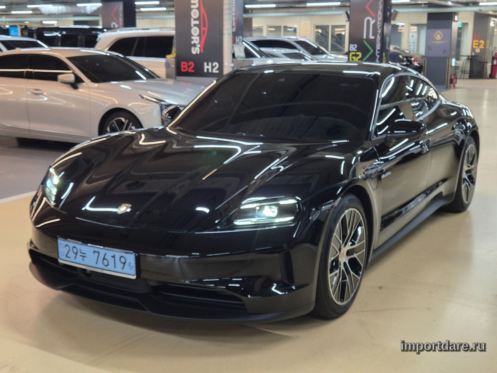 Porsche Taycan 2025