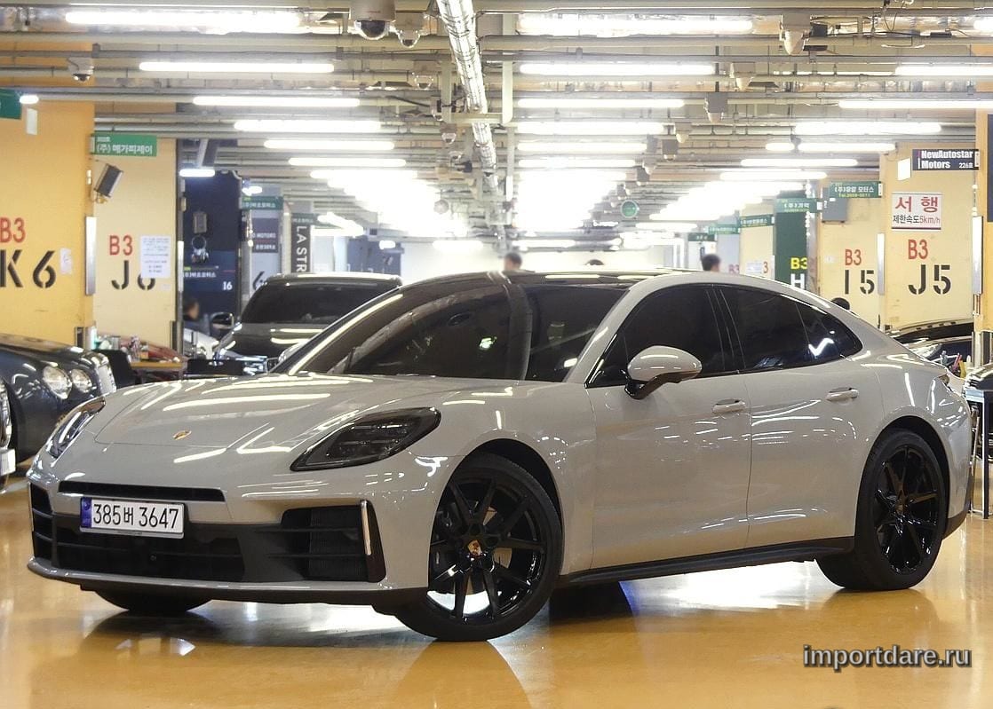 Porsche Panamera 2025