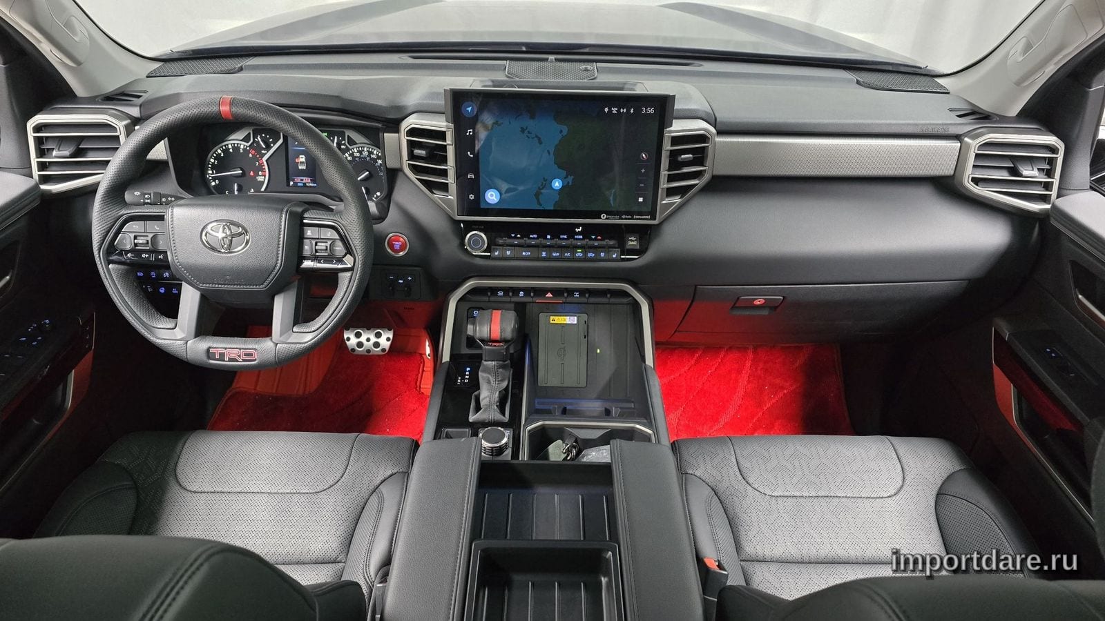 Toyota Tundra сзади