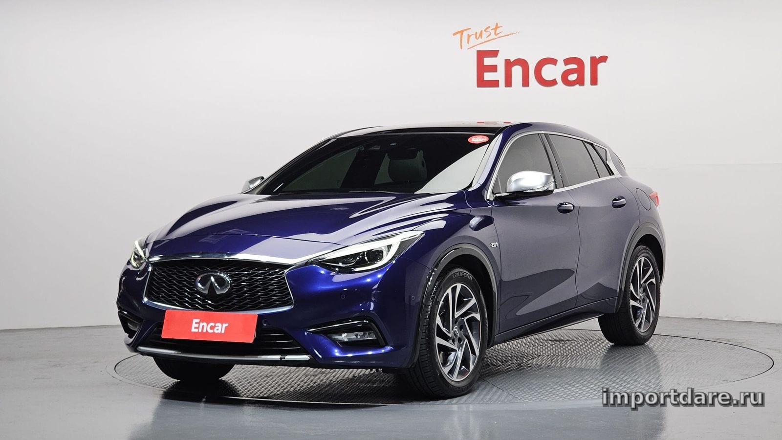 Infiniti Q30 2019
