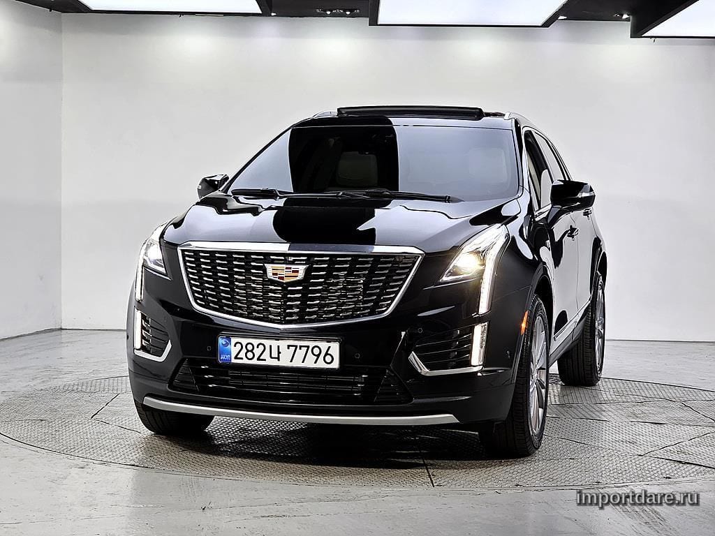 Cadillac Xt5 сбоку