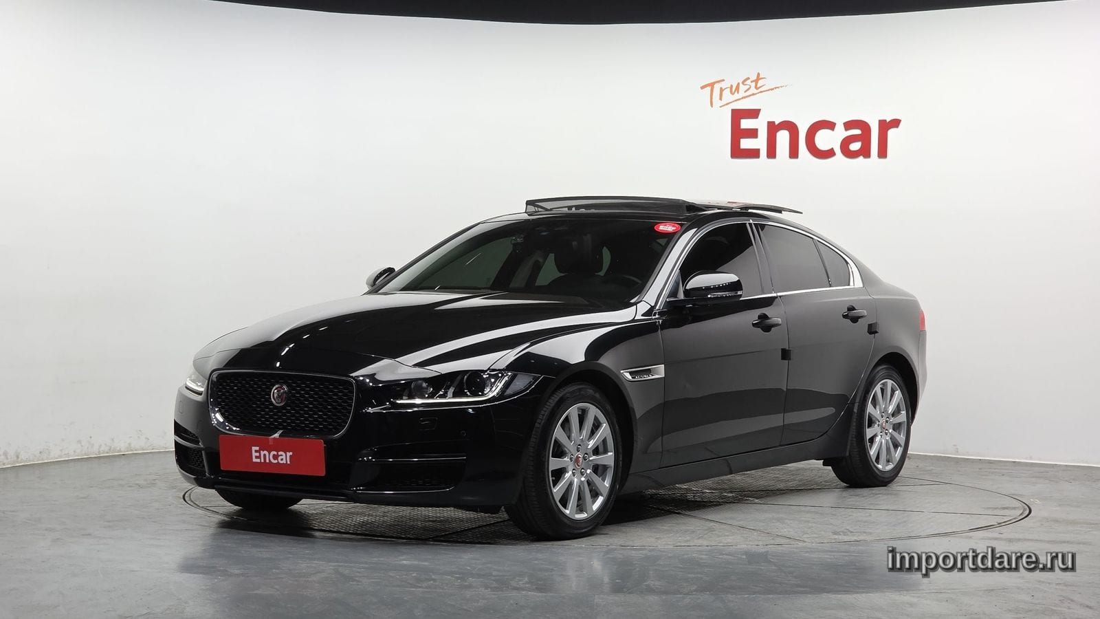 Jaguar Xe 2018