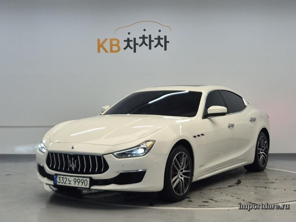 Maserati Ghibli 2021