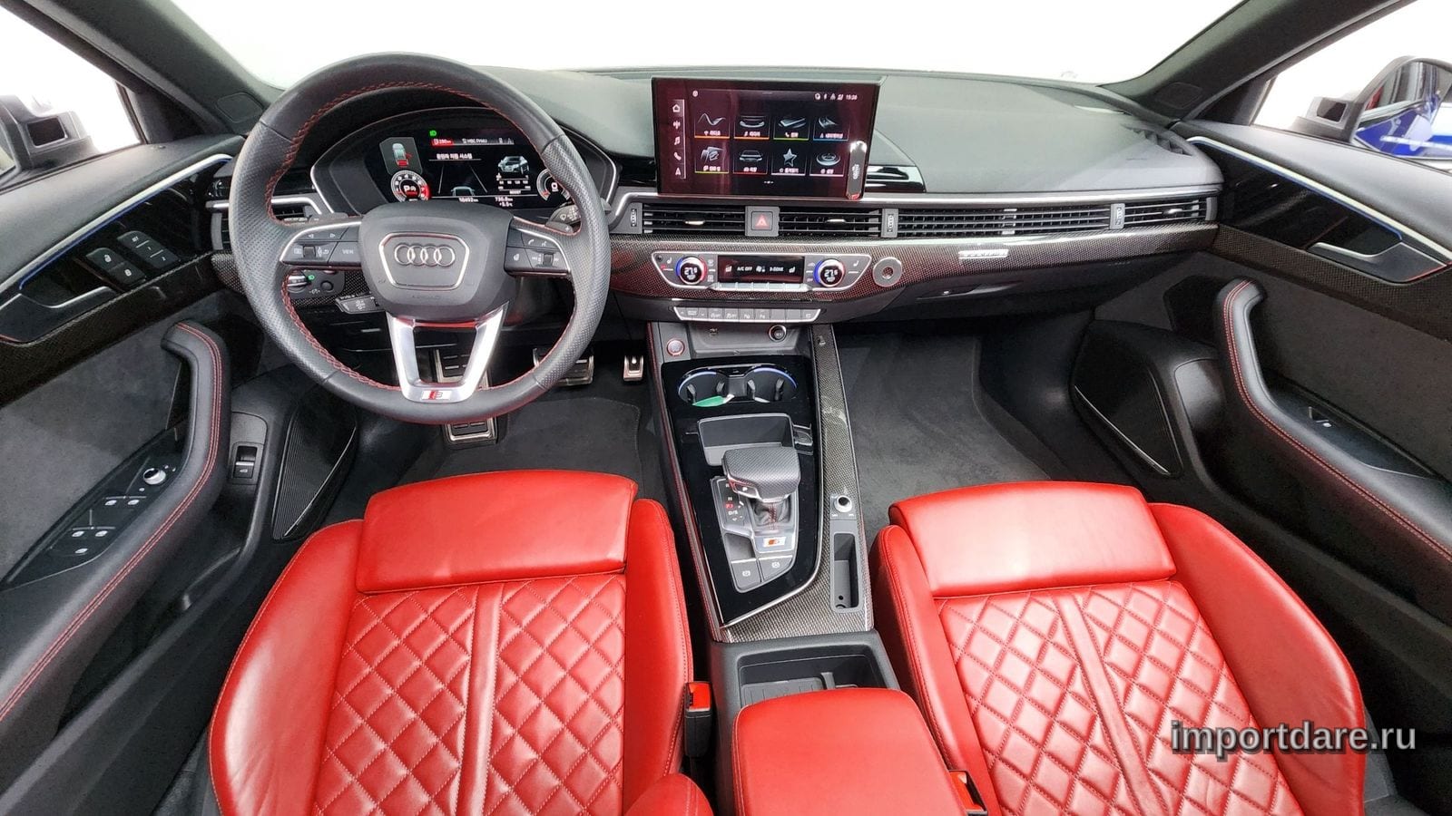 Audi S4 сзади