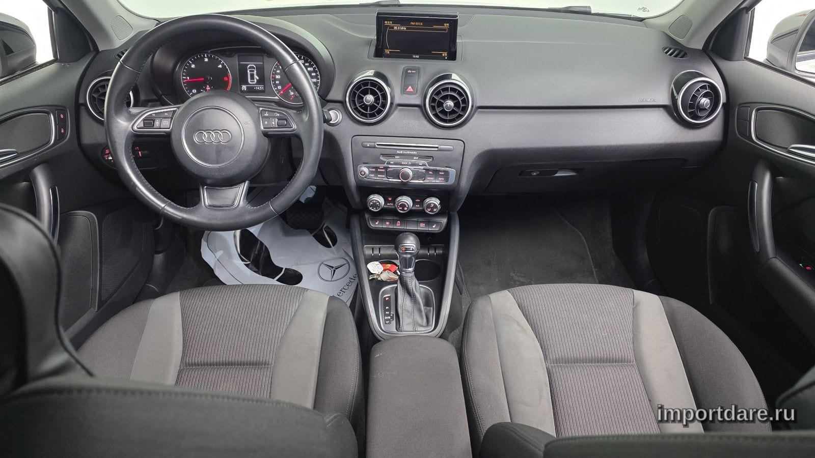 Audi A1 сзади