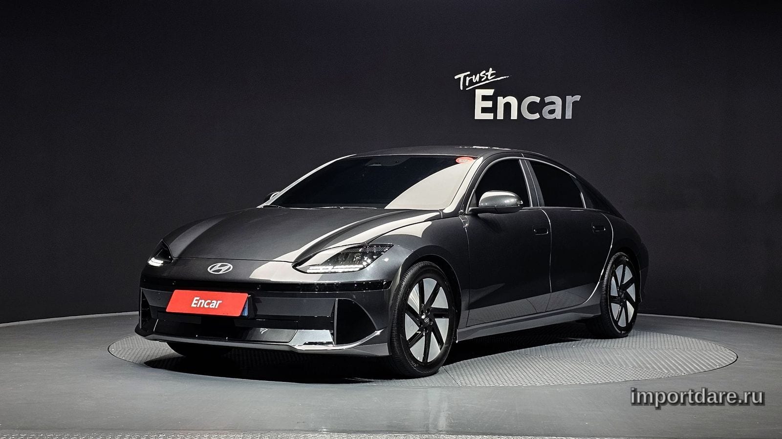 Hyundai Ioniq6 спереди