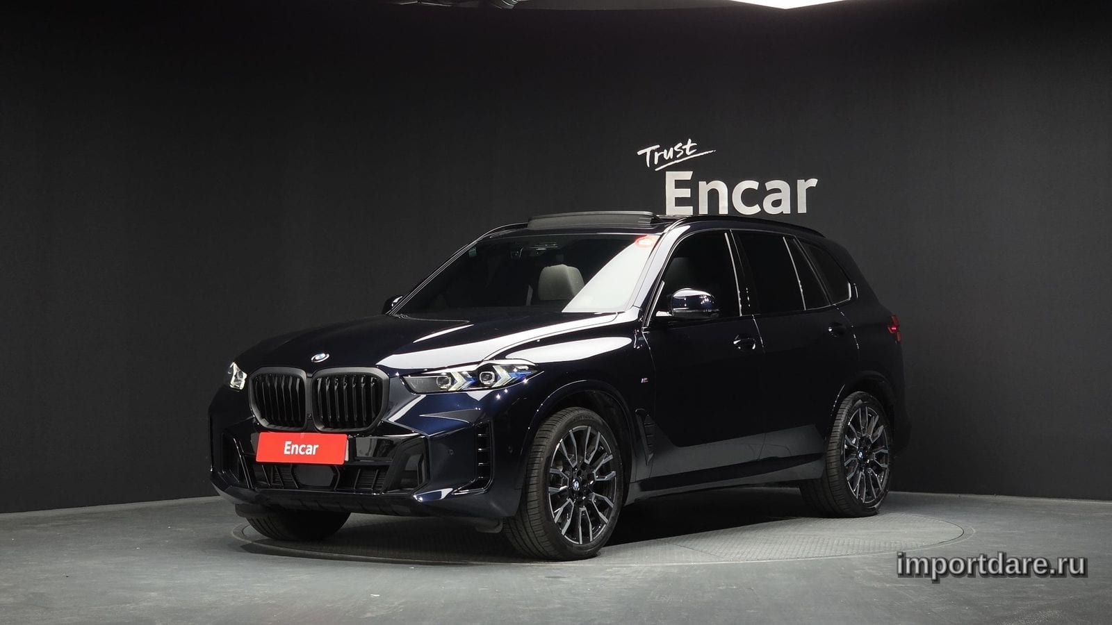 BMW X5 спереди