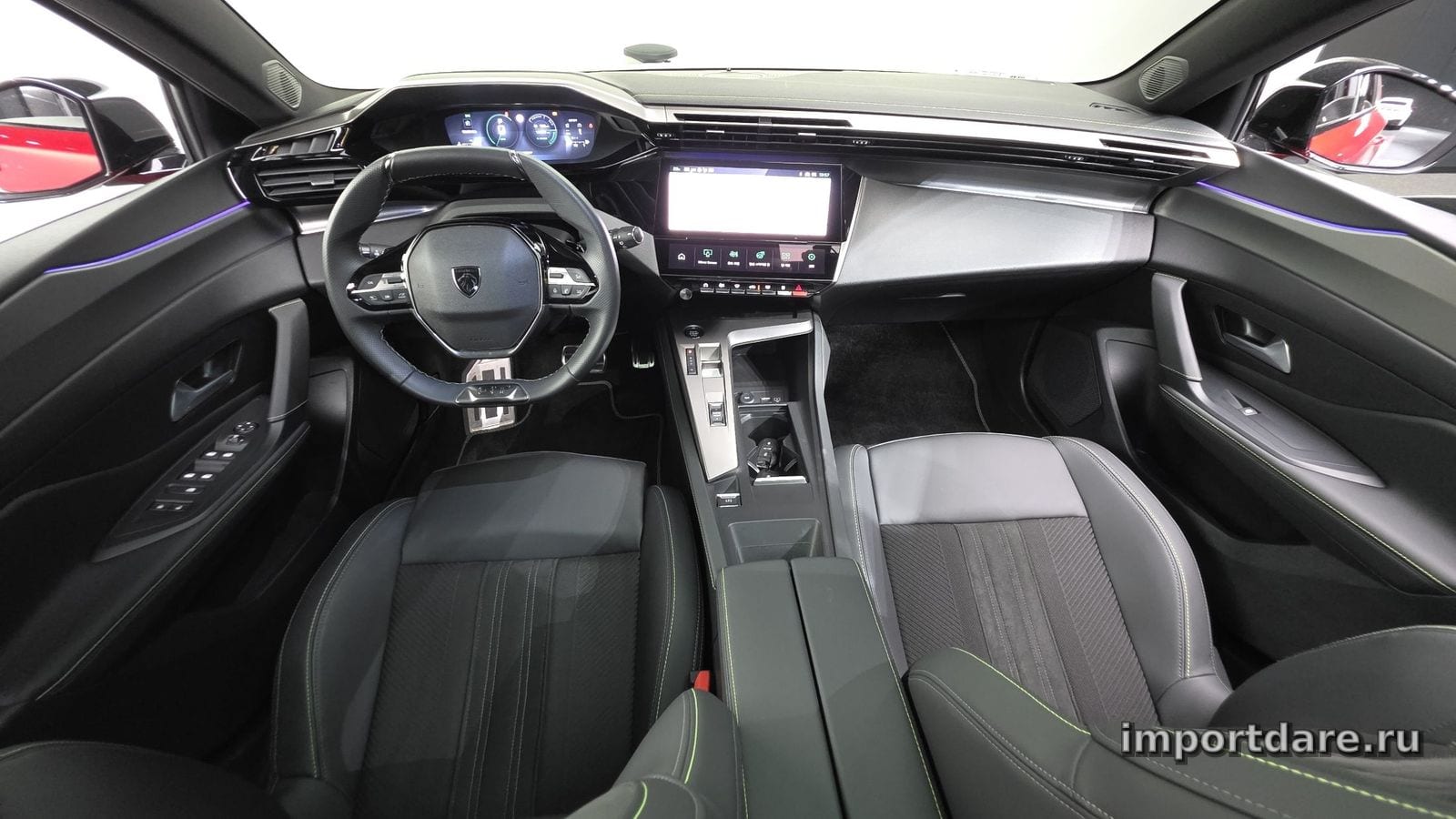 Peugeot 308 сзади
