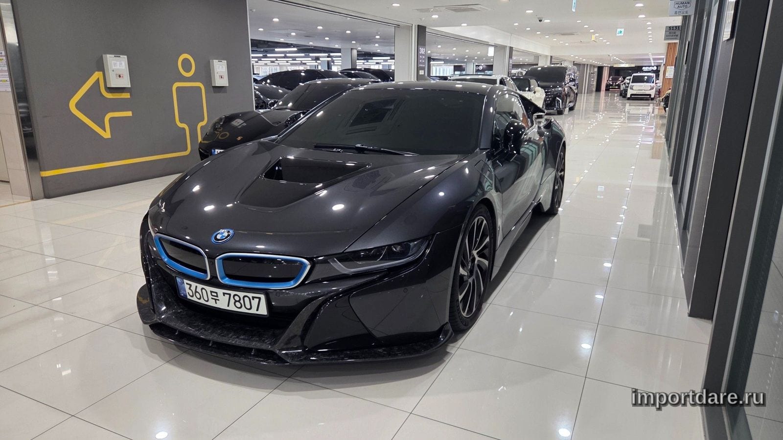 BMW I8 2016