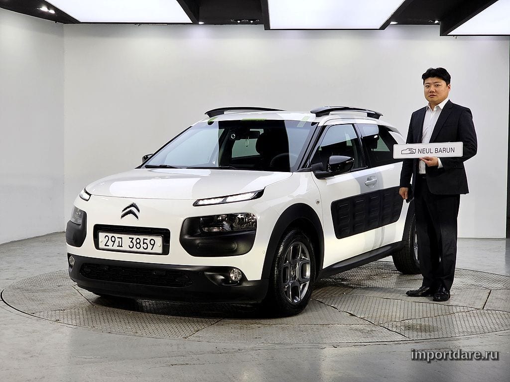 CITROEN C4 CACTUS 2018 — 96 531 км, Корея — под ключ — фото 1