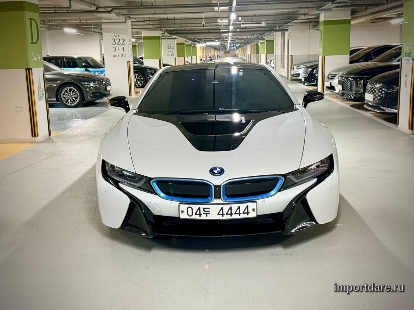 BMW I8 2016