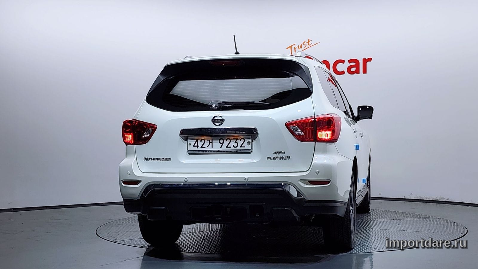 Nissan Pathfinder интерьер
